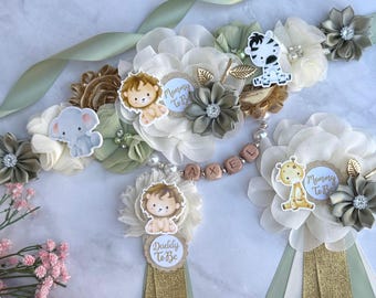 JOYMEMO Baby Shower Schärpe Set – Safari Dschungel Design, In Salbeigrün | Mit Mutterschafts-Schärpe & 2 Anstecknadeln Für Mama & Papa
