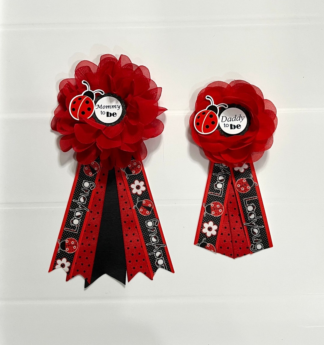 Ladybug Baby Shower Corsage ,mommy to Be Pin,daddy to Be Pin ,ladybug