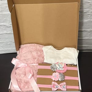 Pink Baby Shower Gift Box ,Baby Shower Gift Basket for Girl ,Newborn Gift ,Elephant Theme Baby Gift Box, Welcome Baby Gift ,Baby Box Blanket