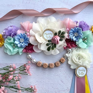 Baby in Bloom Baby Shower Sash, Spring  Maternity Sash ,Pregnancy sash ,Baby Shower Girl ,Mommy to be Sash, Garden Flower Baby Shower