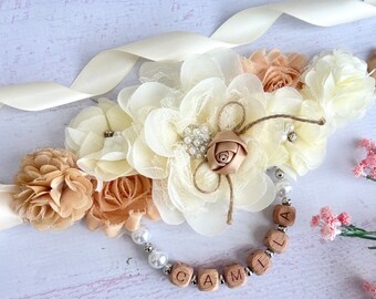 Szarfa ciążowa w stylu boho na baby shower, neutralna pod względem płci, przypinki dla taty i rodziny