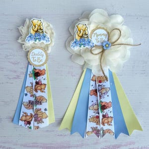 Classic Pooh Baby Shower Corsage, Winnie the Pooh Baby Shower Pin, Mom and Dad Pins , Mommy Corsage, Mommy Ribbon, Pooh Baby Shower Boy