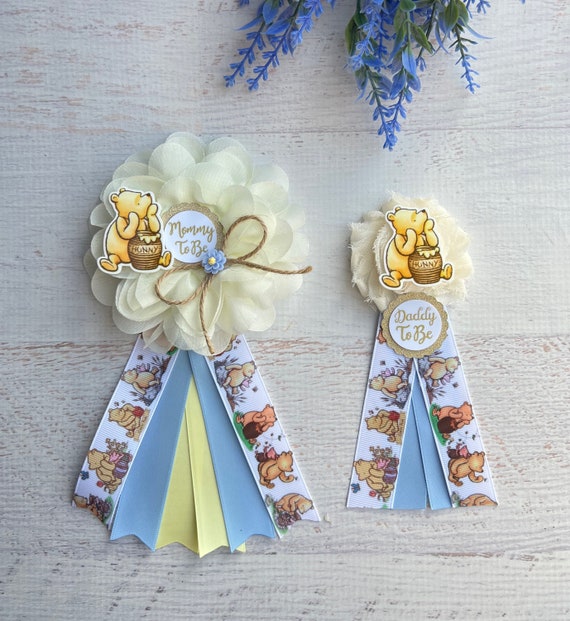 Small Winnie the Pooh Baby Shower Corsage Winnie the Pooh -   Baby  shower corsage, Baby shower pin, Creative baby shower themes