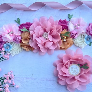 Baby in Bloom Baby Shower Sash Wildflower Maternity Belt Maternity Sash Spring Baby Shower Baby Shower Girl Mom to be