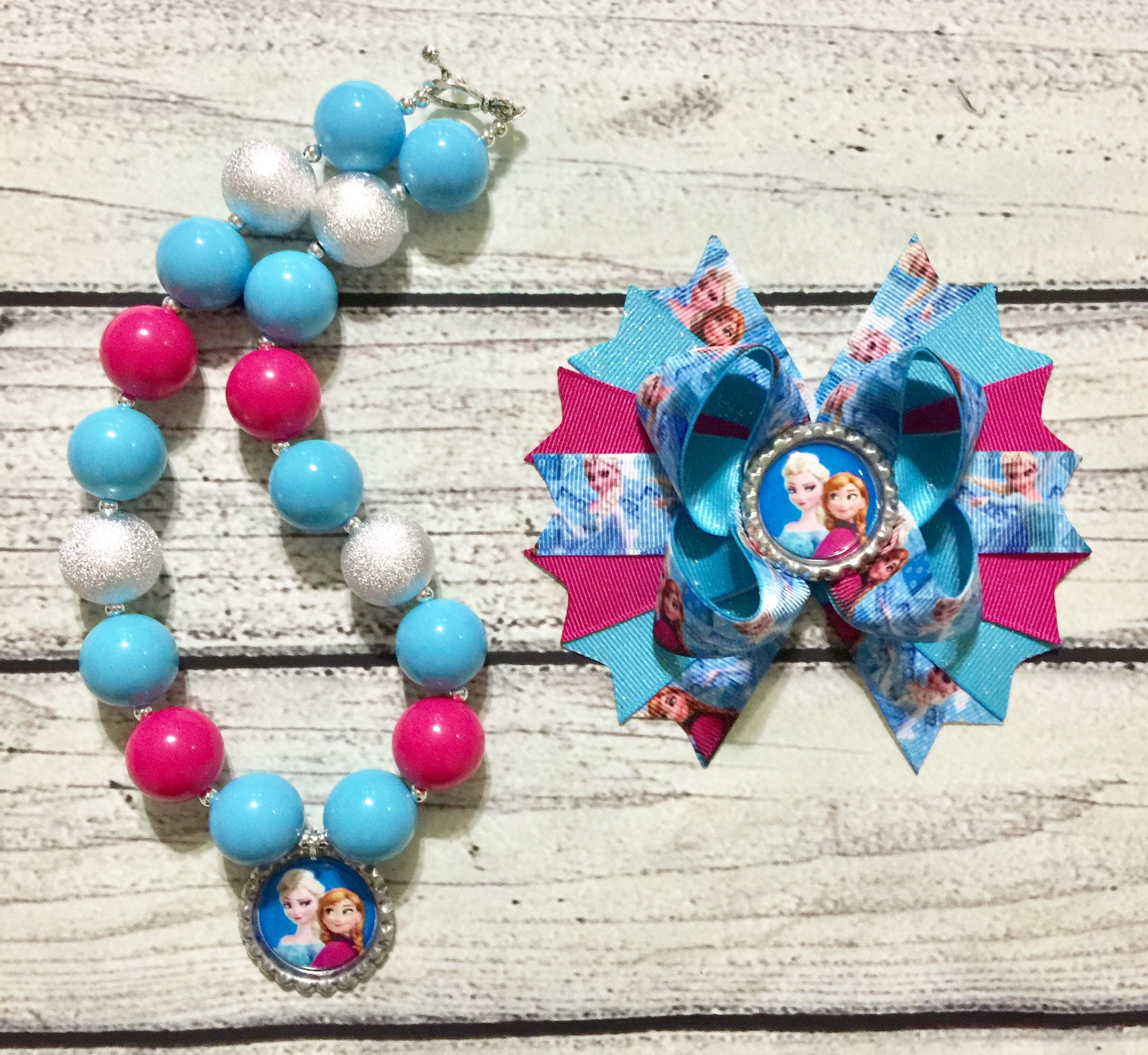 Little Mermaid //Princess Ariel Hair Bow And Chunky Bubblegum Necklace Set