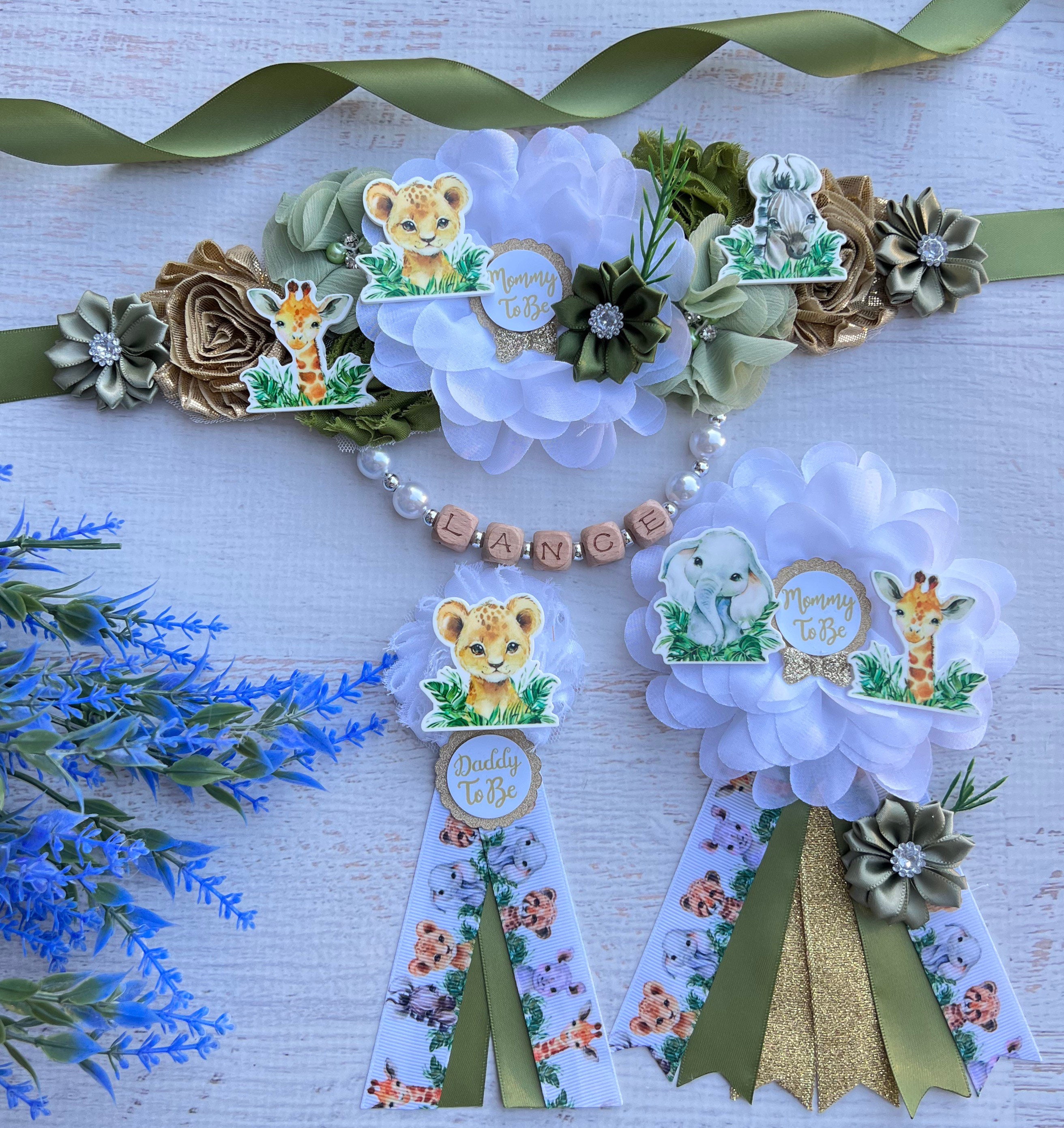 Celebracion Embarazo Handmade Faja Y Corsé Para Baby Shower 'It's A Boy' -  Tema Jirafa Safari Azul, Perfecto Para La Mamá Faja Jirafa Baby Shower Azul, image size:2624x2780