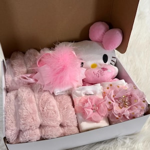 Baby shower gift for girls