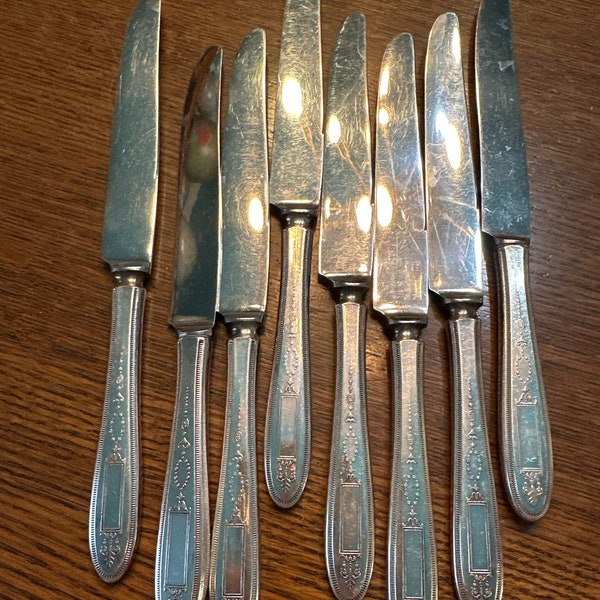 Eight 1921 Community Plate Silver Plate “Grosvenor” Dinner Knives