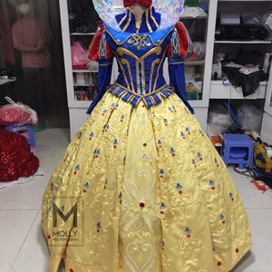 Embroideries Snow White Park Costume, Disney Inspired, Snow White Disney park, Snow White costume