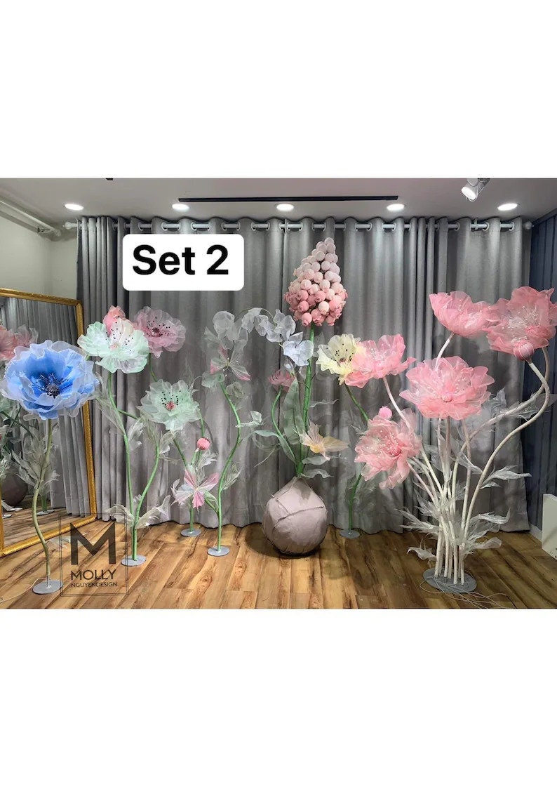Set Big Flowers, Large Organza flowers, Free-Standing Giant Poppy Flower, Parties/Wedding Floral Decor, Big Flowers Studio Decor image 5