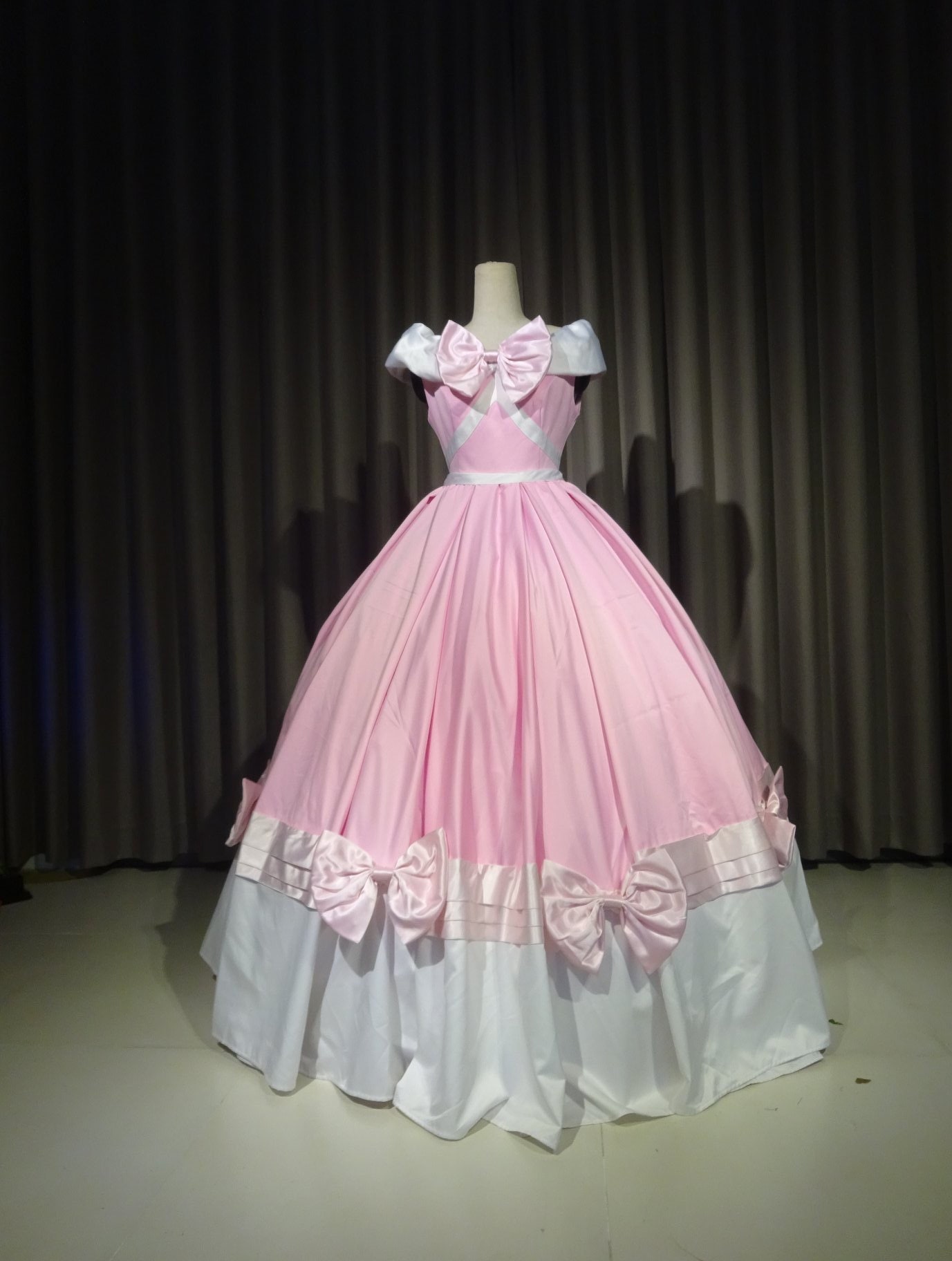 cinderella disney princess pink dress