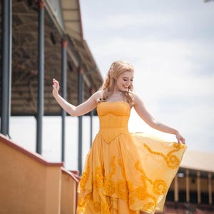 Glinda Wicked Good Witch Cosplay Yellow version Costume Hand beading - costume