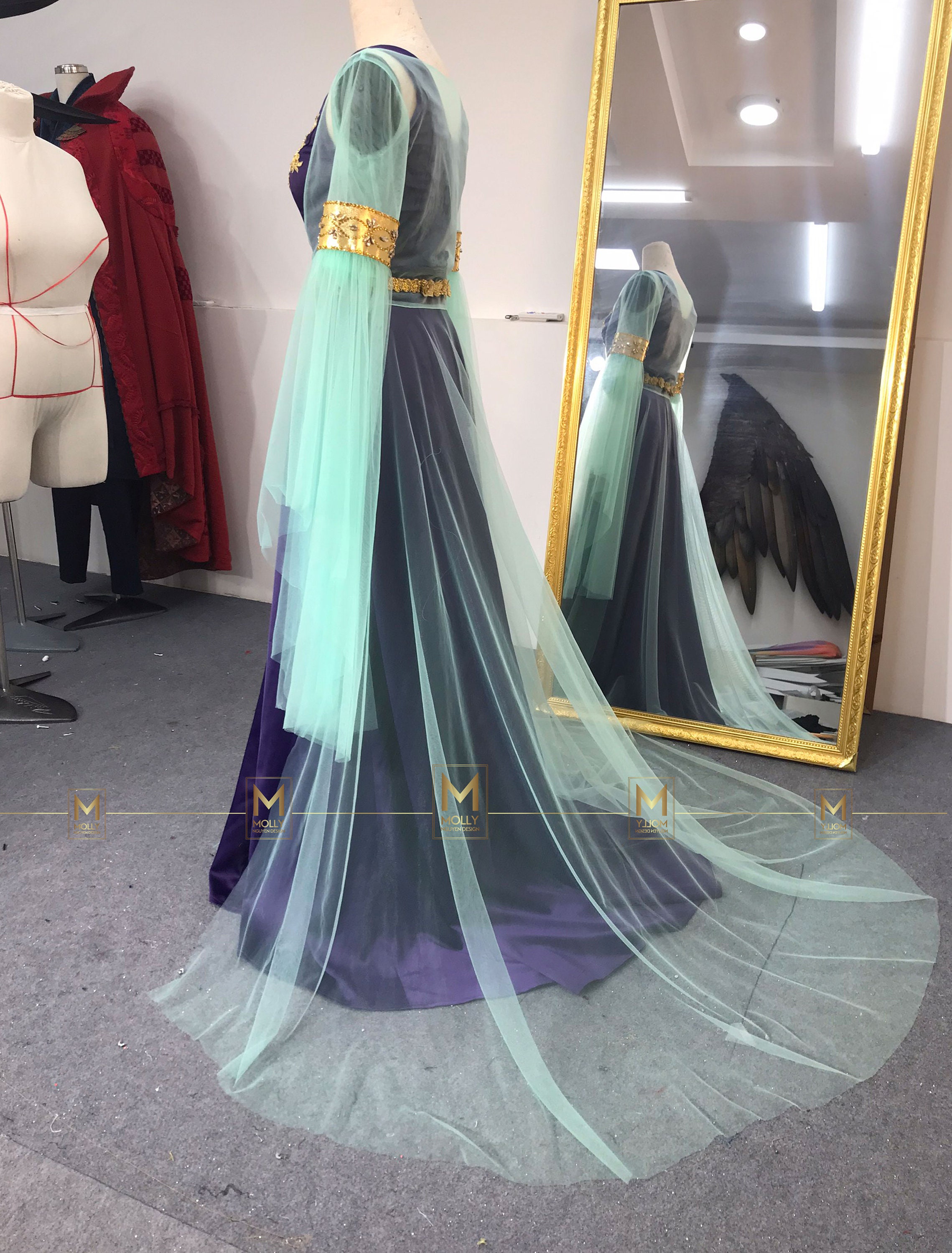 Morgana Pendragon - BBC one's Merlin - Cosplay Costume Morgana Pendragon - BBC one's Merlin - Cosplay Costume