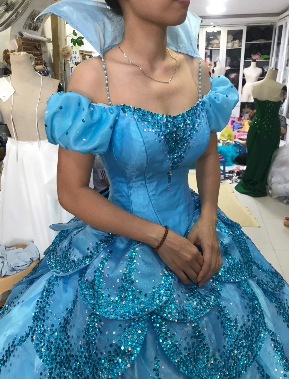 Glinda The Good Witch Wicked Cosplay Gown, Glinda Bubble ballgown, Glinda Adult Bubble Costume