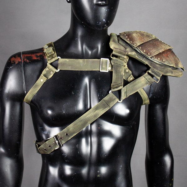 Postapokalyptischer Gürtel - Harness - Handgefertigtes LARP-Accessoire - Militärgürtel - Postapokalyptischer Rüstung - Schulterpolster