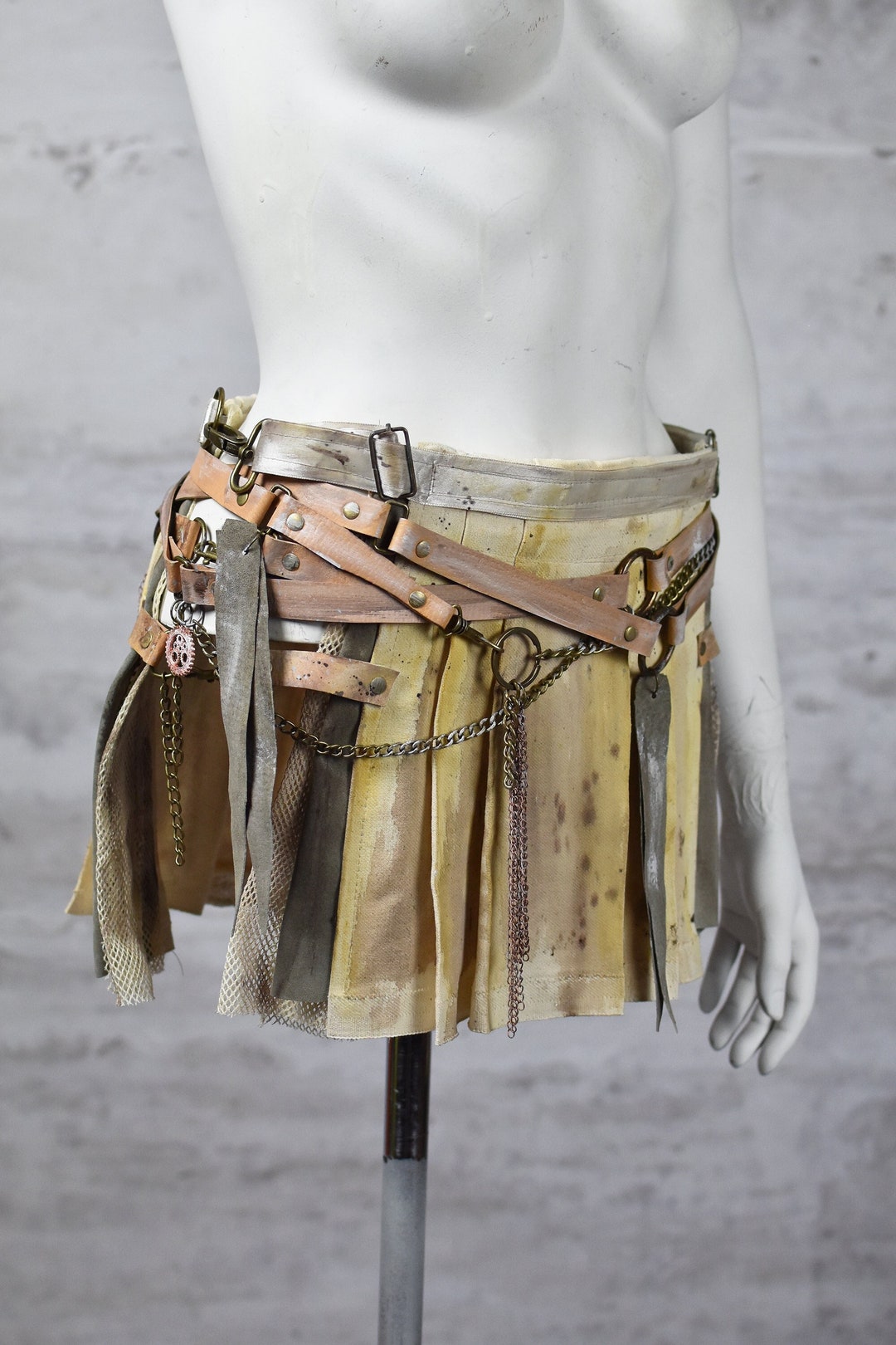 Apocalyptic Mini Skirt With Side Slits Beige Wasteland Girl Outfit ...