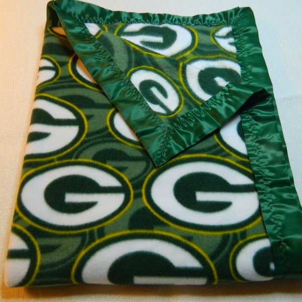 Fleece Blanket - Green Bay Packers Licensed Trademark NFL