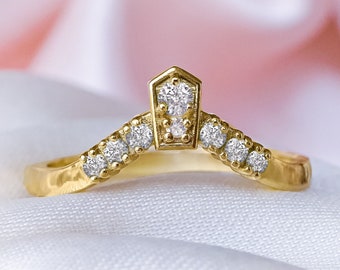 Art Deco Diamond Wishbone ring in 9ct / 18ct Gold