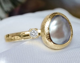 Luminous Silver Grey Keshi Pearl & Diamonds Engagement ring in 18ct or 9ct solid Gold