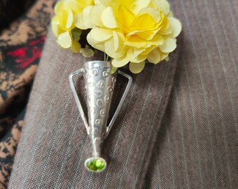 Kryptonite crystal lapel pin tussie mussie boutonniere brooch asteroid pattern handmade in Poirot style from sterling silver