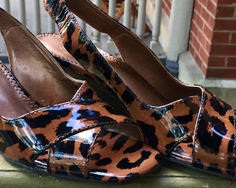 Tortoiseshell/Cheetah Print Franco Sarto Strap-Back Wedges | Size 6