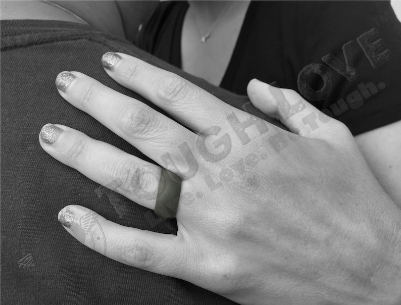 TOUGH LOVE Thick band Pink CAMO - Premium Silicone Wedding Rings