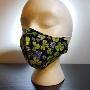 Medium Size Face Mask (Women & Young Men) *2 Free Filter Inserts*