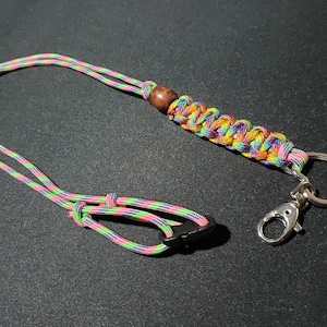 Paracord Paracord, Regenbogen Regenbogen-Glow-in-the-Dark, verstellbares Schlüsselband,