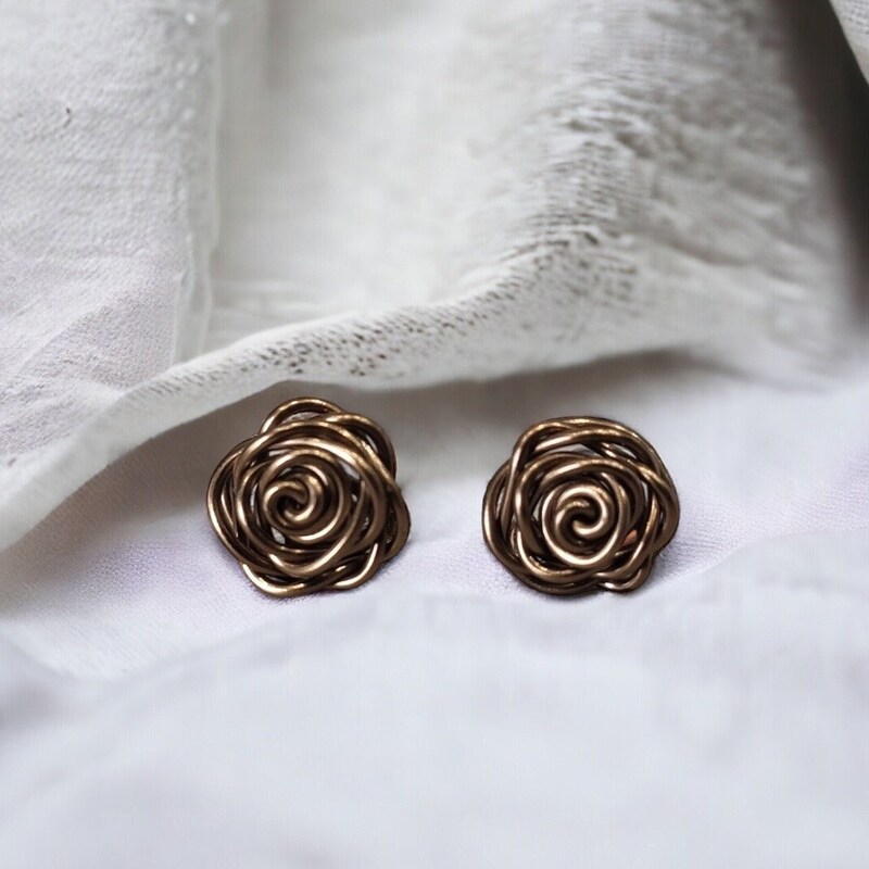 Bronze And Rose Earring
