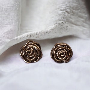 Bronze rose earrings studs, rose earrings, bronze earrings, bridesmaid gift, rose jewelry, flower studs, minimalist earrings, valentine gift