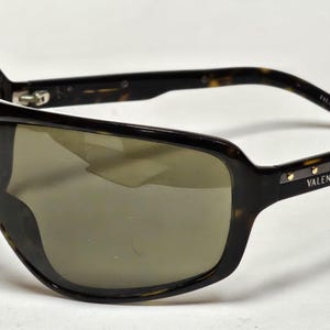 Valentino Tortoise Brown Large Wrap Fashion Designer  display picture 2
