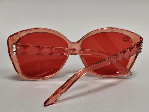 Rainbow Optx Ruby Red Textured Cat Sunglasses Fre… - image 6
