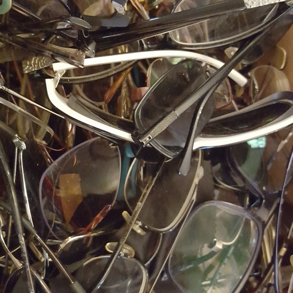 5 Pounds Variety Lot of Reading Glasses  +75 pairs from +1.0 - +4.0 and more All Different strengths