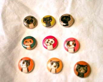 5 Holzknöpfe mit Katzenmotiven /5 wooden buttons with cat motifs