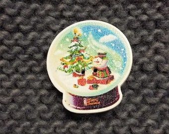 Christmas button