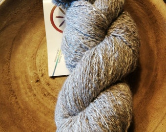 Icelandic wool/silk/alpaca, hand-spun