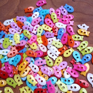 Fish buttons