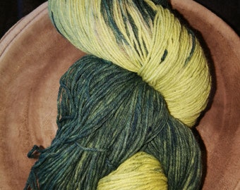 Socks yarn, 4-ply, plant dyed