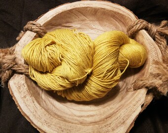 Socks yarn with mulberry silk