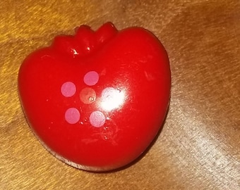 Strawberry button