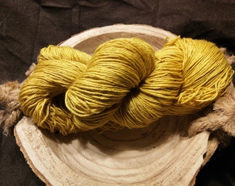 Socks yarn with mulberry silk