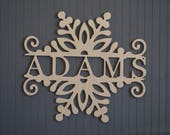 Last Name Wall Sign, Holiday Door Sign, Seasonal Decor, Snowflake Cutout Shape, Monogram Hanging, Wooden Snowflake, Christmas Sign