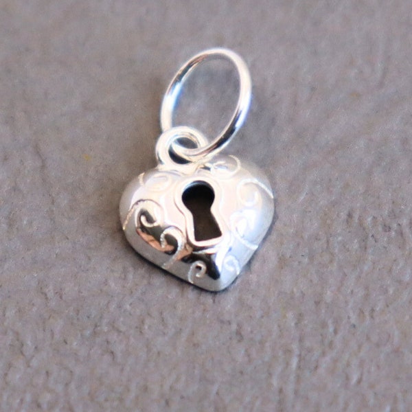 Anhänger Herz mit Schlüsselloch ca 12mm 925 Silber, KettenAnhänger zum Valentinstag