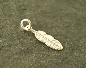 925 feather pendant with eyelet 15 mm silver symbolic jewelry chain pendant for necklaces bracelets