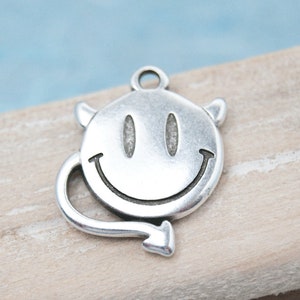 Angel and Devil Pendant Smile Metal 12mm Selection 6443 image 3