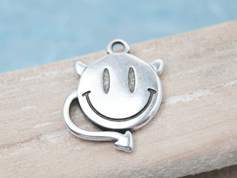 Angel and Devil Pendant Smile Metal 12mm Selection 6443 image 3