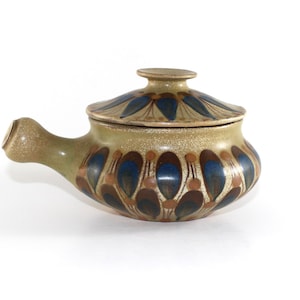 Dybdahl - Beautiful ceramic bowl with lid and handle - Made by pottery Dybdahl - Made in Denmark 1960.