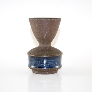 Michael Andersen and son - Beautiful ceramic vase in dark blue and dark raw clay  - Made in Denmark 1960.