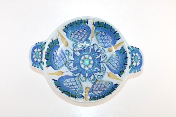 ロイヤルコペンハーゲン テネラボウル – マリアンヌ・ジョンソン作 花