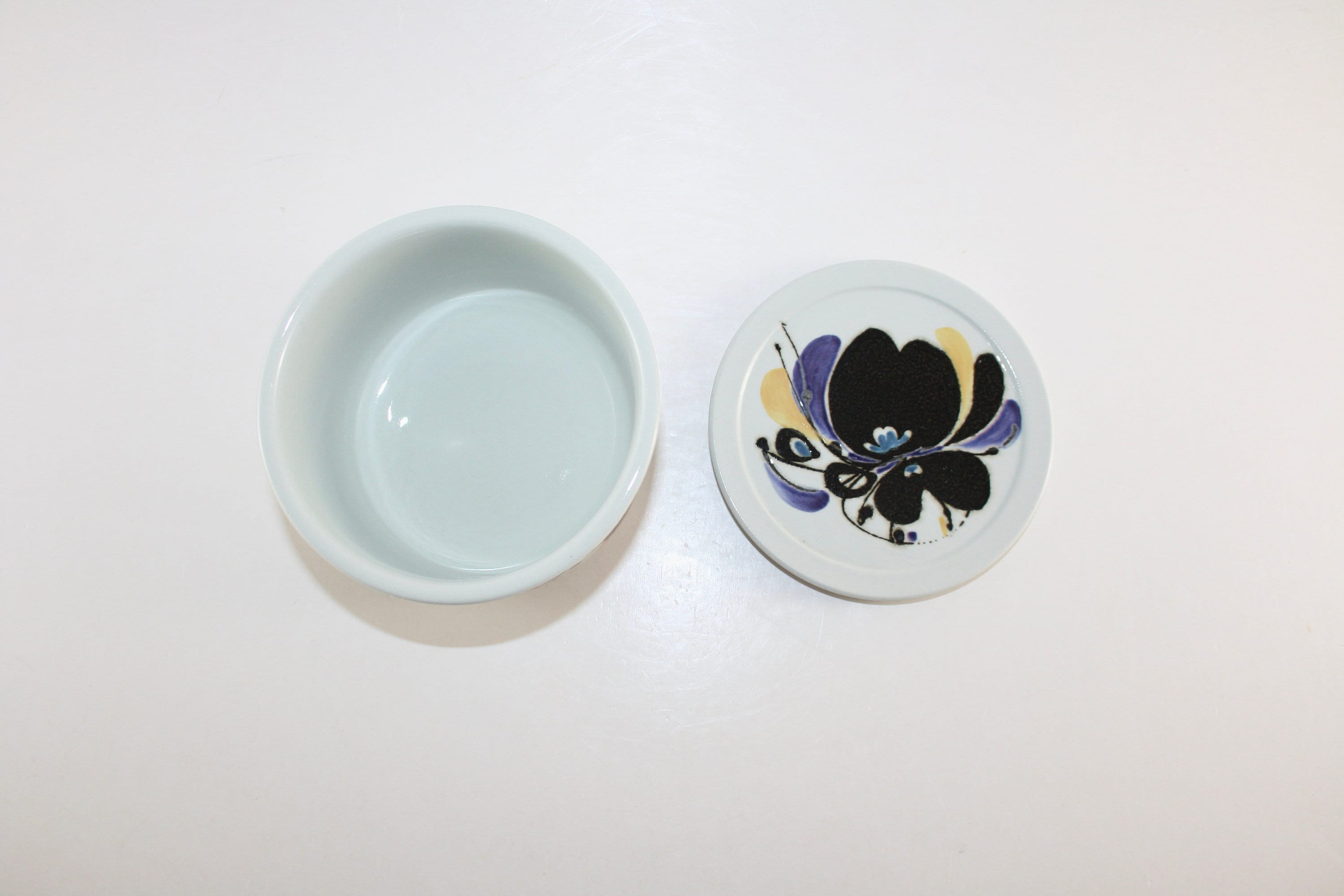 【 】陶器ポット(エレン・マルマー) Royal Copenhagen】陶器ポット(エレン・マルマー) 安い